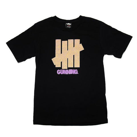 Undefeated Gunning 5 Strike tee