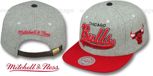 Mitchell & Ness NBA Chicago Bulls Wool Tailsweeper Strapback